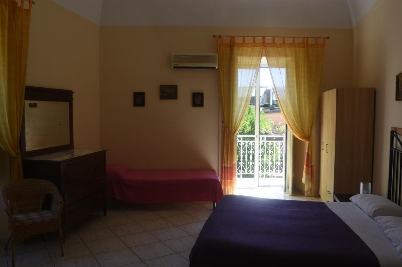 Villino Castellano Apartments Meta Esterno foto